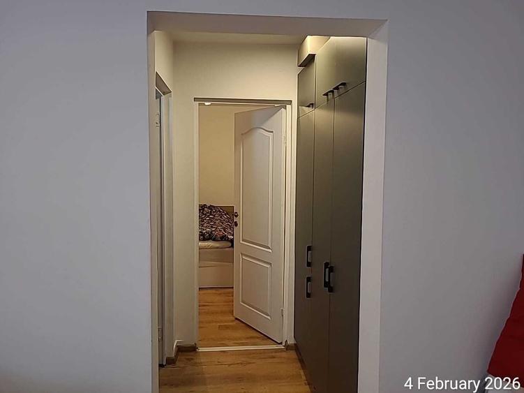 Apartament cu 2 camere semidecomandat în Uiești