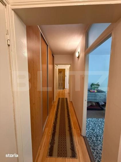 Apartament cu 3 camere decomandat în Piața Centrală