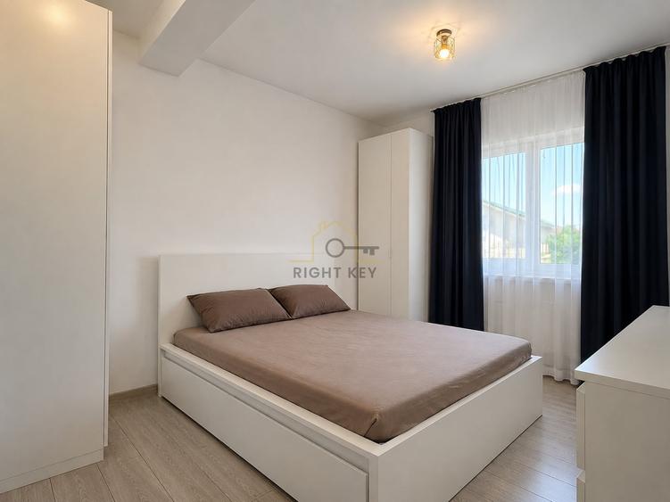Duplex cu 6 camere cu Canalizare în Domnești