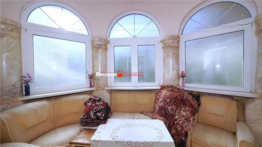 Casă cu 2 camere în Central