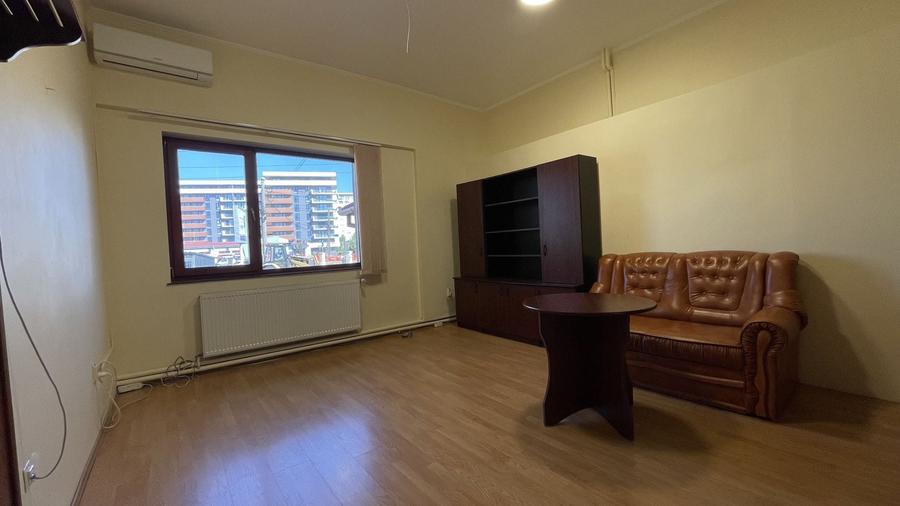Birou, de 19.200000762939 mp, în Iosia