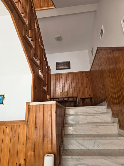 Casă individuală cu 8 camere cu Canalizare în Eforie Nord