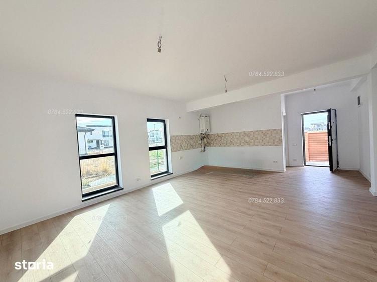 Casă cu 3 camere decomandat cu Teren 354 Mp în Berceni