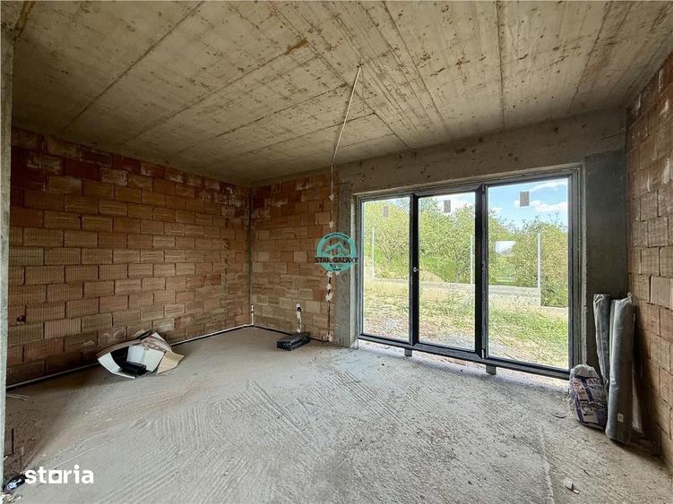 Case tip duplex de vanzare, 101 mp utili, 230 mp teren, in Corunca - 10