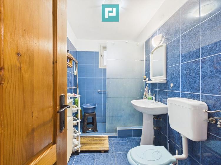Casă individuală cu 6 camere cu Canalizare în Dealuri Oradea