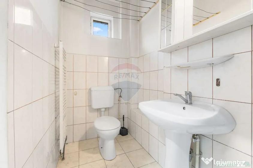 Casă cu 4 camere cu Teren 500 Mp în Podgoria