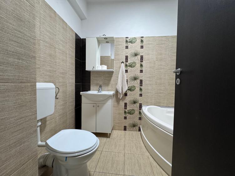 Apartament cu 3 camere decomandat în Vitan Mall
