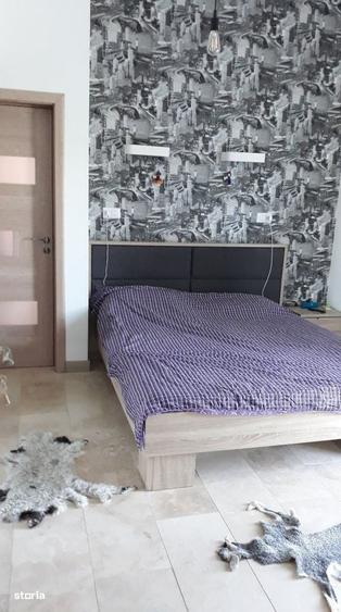 Casă cu 4 camere în Stâncești