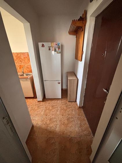 Apartament cu 2 camere nedecomandat în 23 August