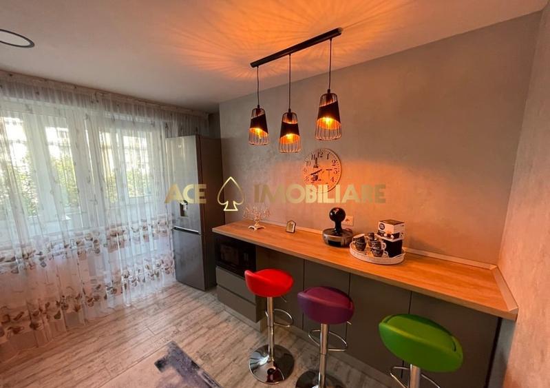 Apartament cu 2 camere decomandat, mobilat în Unirii