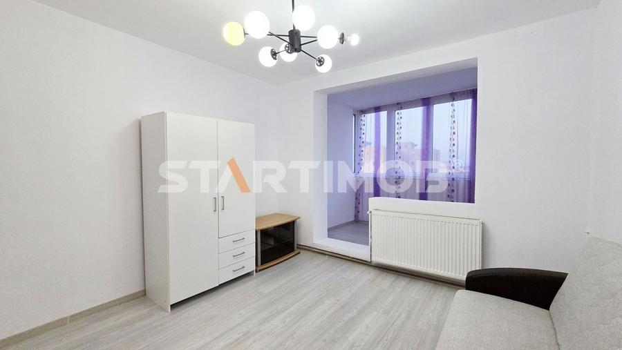 Apartament cu 3 camere decomandat, mobilat în Vlahuță