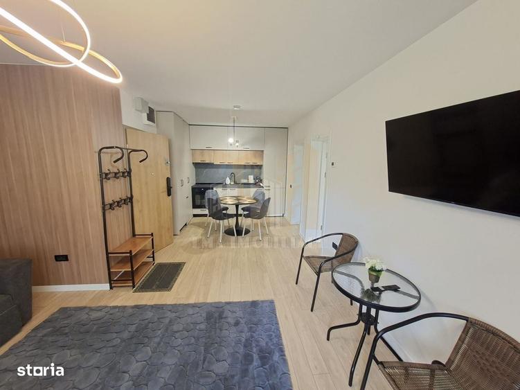 Apartament cu 2 camere decomandat în Poiana Brașov