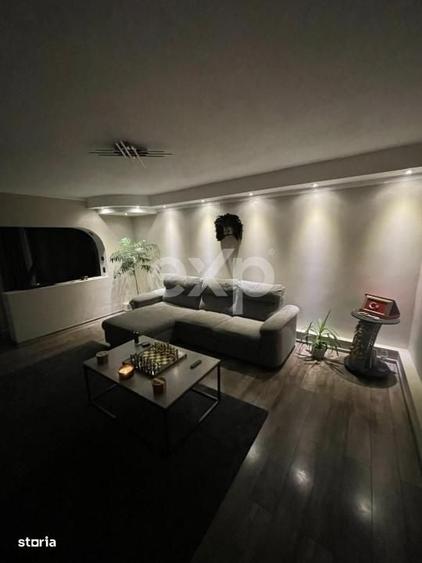 Apartament cu 3 camere decomandat în Tunari