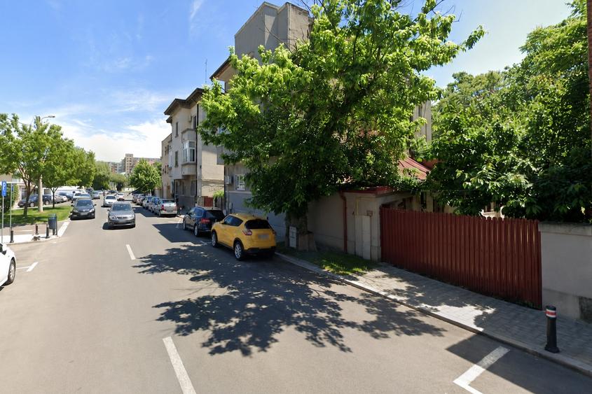 Teren Construcții intravilan de 443 mp, în Calea Călărașilor