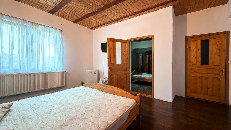 Casă individuală cu 22 camere cu Canalizare în Eforie Nord