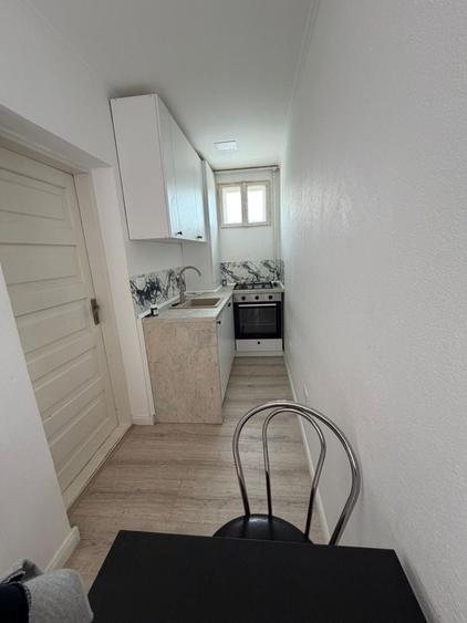 Casă cu 2 camere cu Teren 100 Mp în Moșnița Nouă
