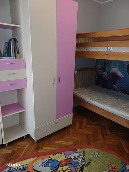 Apartament cu 3 camere în Cazasu