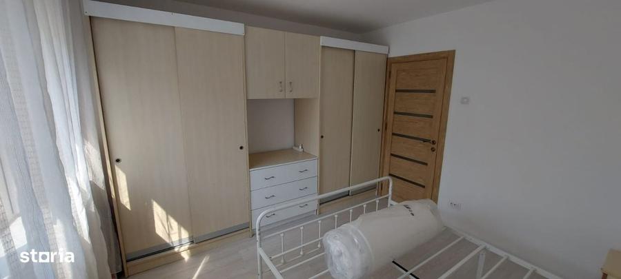 Apartament cu 2 camere decomandat în Basarabia