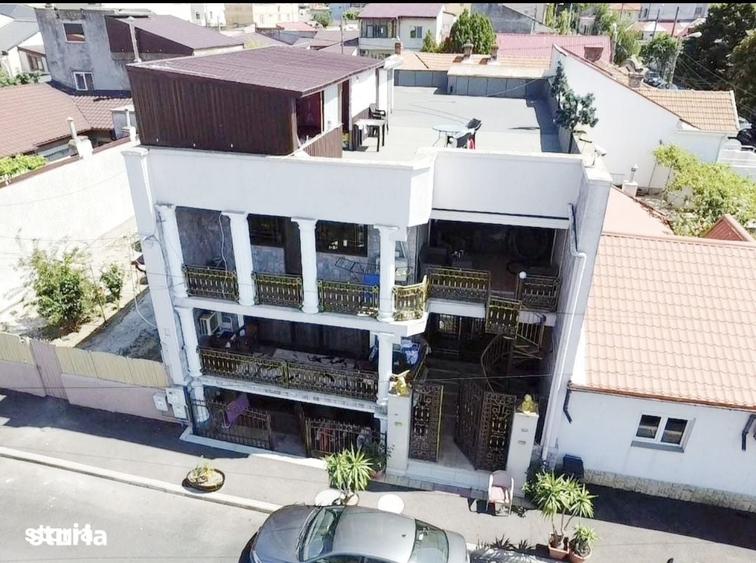 Casă cu 4 camere cu Teren 250 Mp în Central