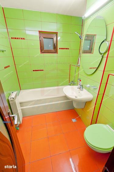 Apartament cu 2 camere decomandat în Port