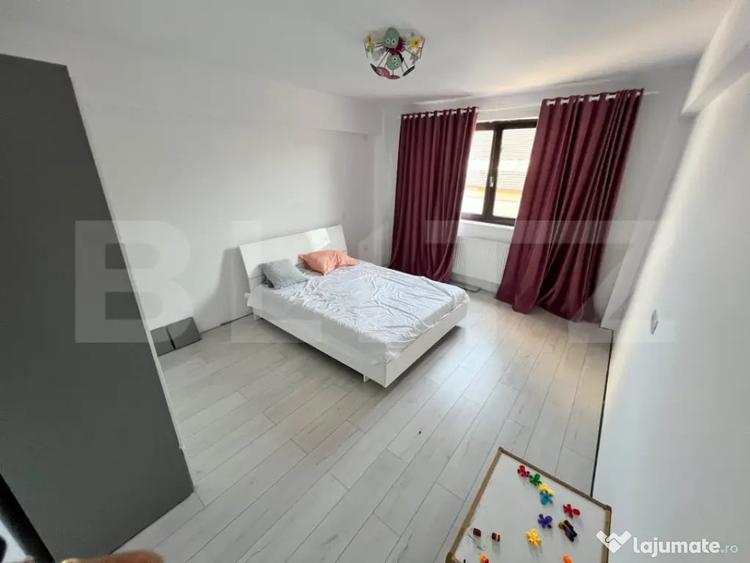 Apartament cu 3 camere decomandat în Central
