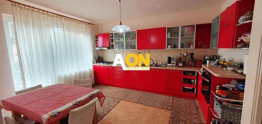 Duplex cu 5 camere cu Canalizare în Cetate