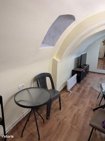 Spațiu comercial, de 19 mp, în Centrul Istoric