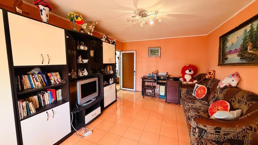 Apartament cu 2 camere în Țiglina 3