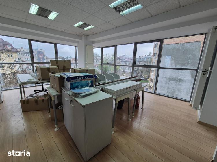 Spațiu comercial, de 680 mp, în Moșilor