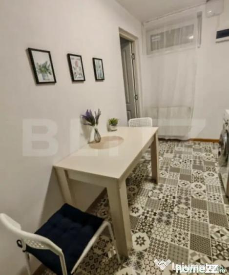 Apartament cu 2 camere semidecomandat în Centrul Istoric