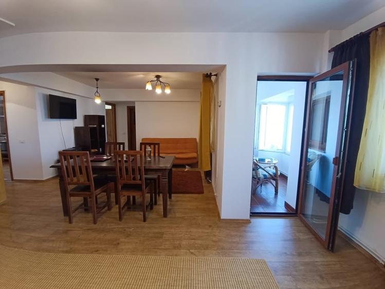 Apartament cu 3 camere, mobilat în Peninsula
