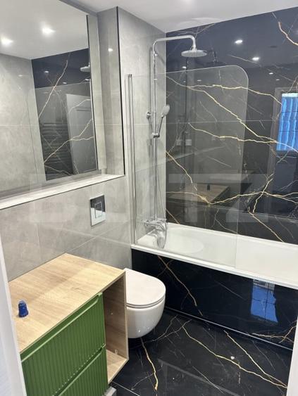 Apartament cu 2 camere semidecomandat, mobilat în Orăștie