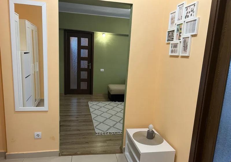 Apartament cu 2 camere semidecomandat în Timpuri Noi