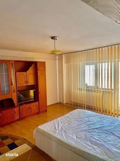 Apartament cu 2 camere în Craiovei