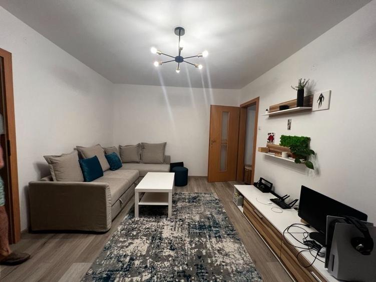 Apartament cu 2 camere nedecomandat în Olimpia-Stadion