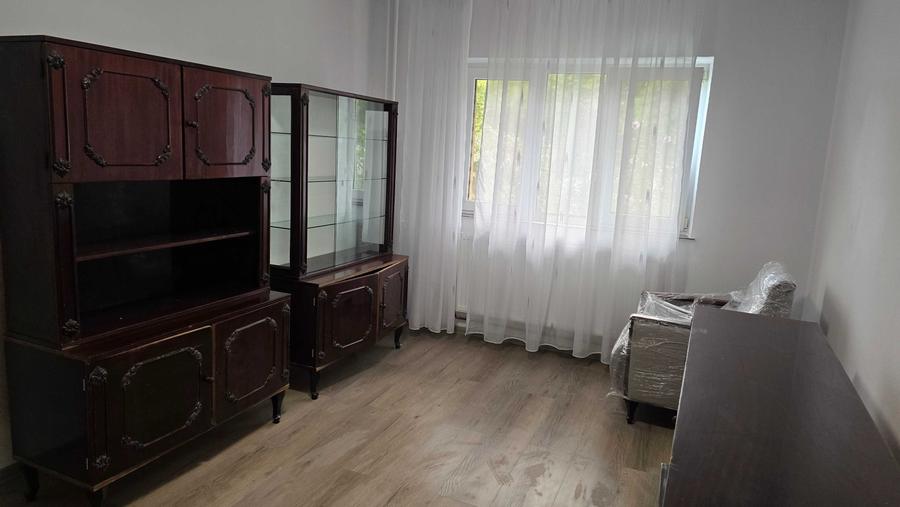 Inchiriez apartament 2 camere - 8