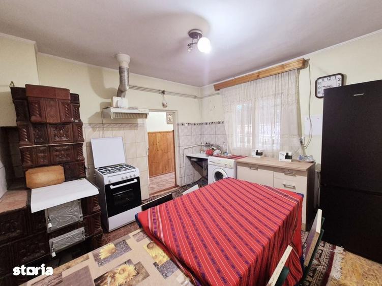 Casa cu teren foarte generos, la 5 minute de centrul orasului - 4