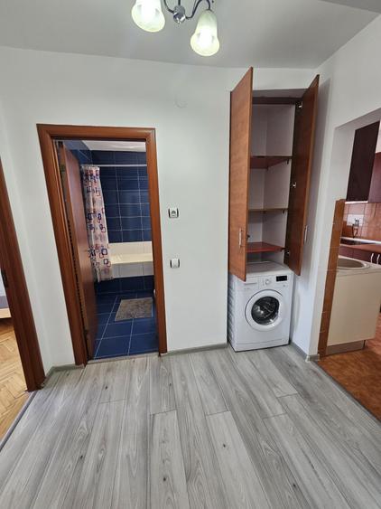 Apartament cu 3 camere decomandat, mobilat în Grigorescu