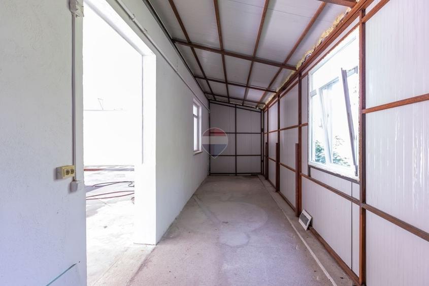 Spațiu industrial, de 310 mp, în Central