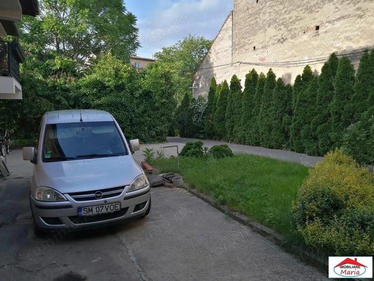 Casă cu Teren 375 Mp în Central
