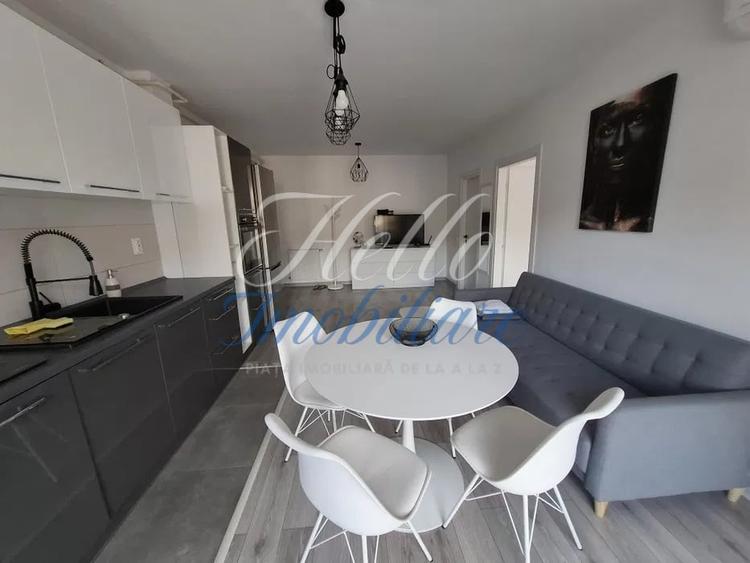 Apartament cu 2 camere semidecomandat, mobilat în Florești