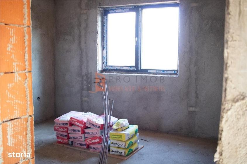 Casă cu 4 camere decomandat în Căpățânești