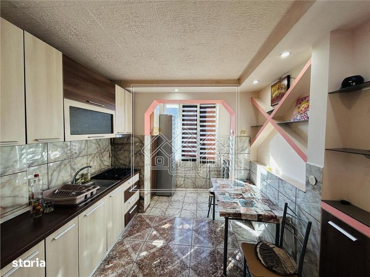 Apartament cu 2 camere decomandat în Terezian
