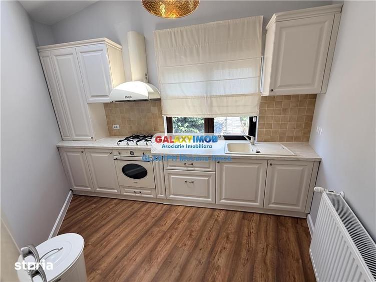 Apartament cu 3 camere decomandat în Mărășești