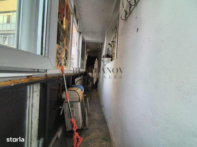 Apartament cu 3 camere decomandat în Teiul Doamnei