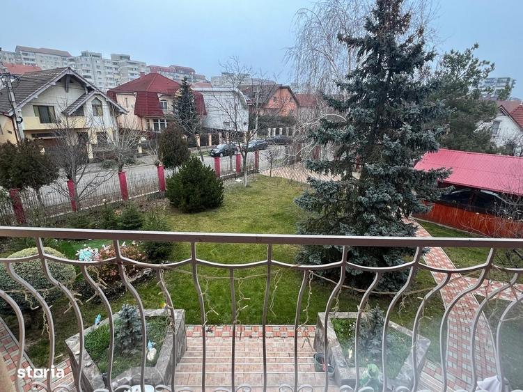Casă cu 4 camere cu Teren 1000 Mp în Nufărul