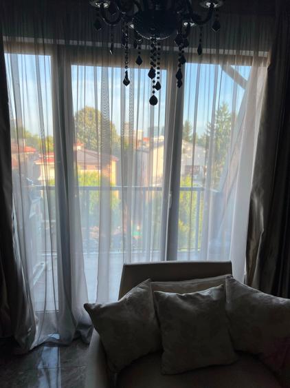 Apartament cu 4 camere decomandat în Arcul de Triumf