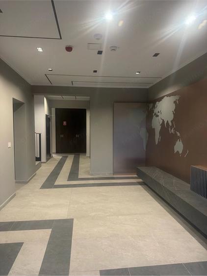 Apartament cu 3 camere decomandat în Aradului
