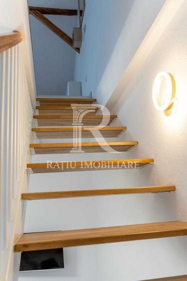 Apartament cu 2 camere semidecomandat, mobilat în Central