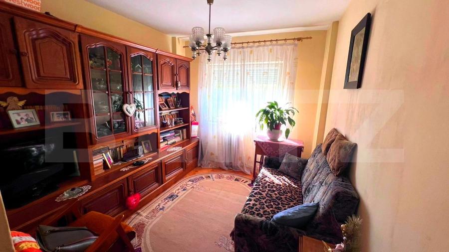 Apartament cu 4 camere decomandat, mobilat în Blaj